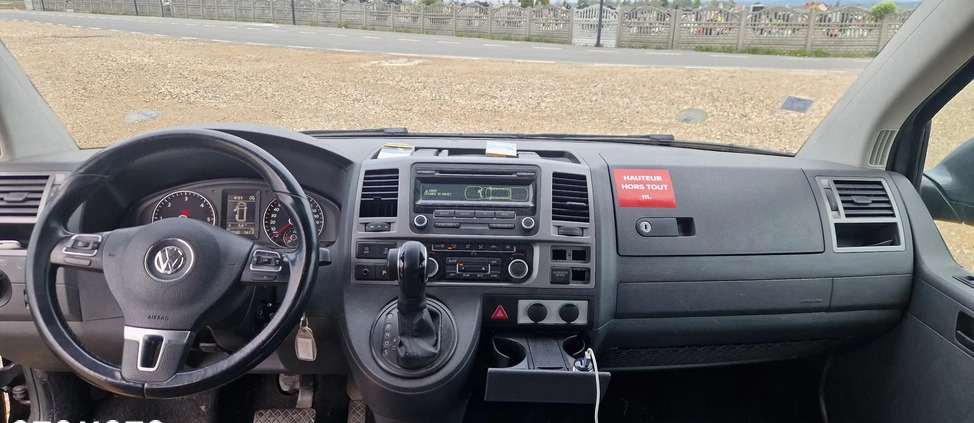 Volkswagen Caravelle cena 79900 przebieg: 211000, rok produkcji 2015 z Pilica małe 56